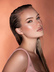 SHEGLAM-GLOW BLOOM LIQUID HIGHLIGHTER-VANILLA FROST - The Beauty League Pakistan