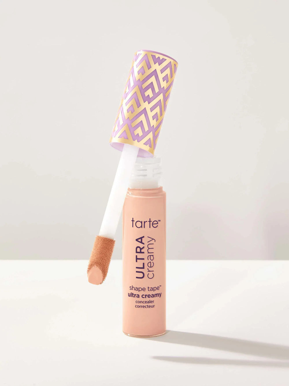 Tarte- shape tape™ ultra creamy concealer- 22b Light Beige - The Beauty League Pakistan
