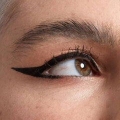 NYX- EPIC WEAR LIQUID LINER- BLACK - The Beauty League Pakistan