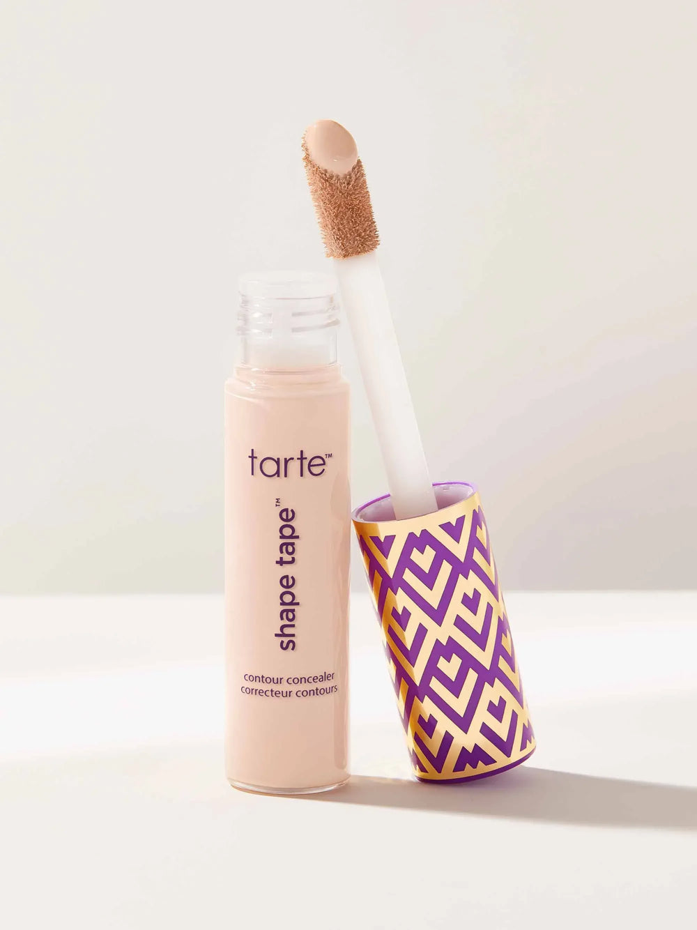 Tarte- shape tape™ full-coverage concealer- 20B Light - The Beauty League Pakistan