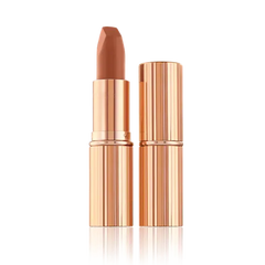 Charlotte Tilbury- The Super Nudes Matte Revolution- Catwalking - The Beauty League Pakistan