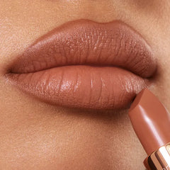 Charlotte Tilbury- The Super Nudes Matte Revolution- Catwalking