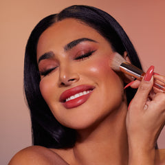 Huda Beauty- N.Y.M.P.H. Face Skin Perfector Brush