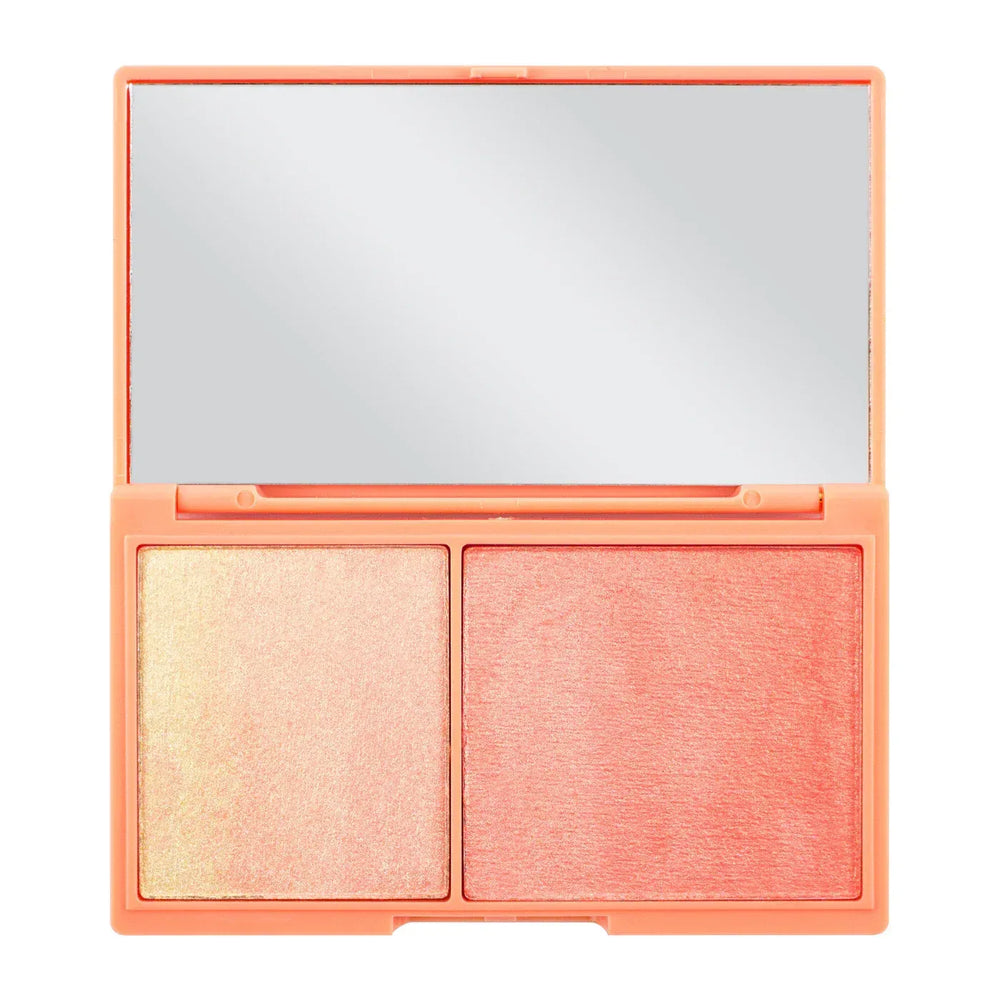 Revolution- I Heart Revolution Peach And Glow - The Beauty League Pakistan