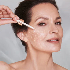Charlotte Tilbury Charlotte’s Magic Serum with Vitamin C 8ml - The Beauty League Pakistan