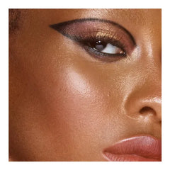 Huda Beauty- Empowered Face Gloss Highlighting Dew