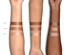 Natasha Denona All Over Glow Face & Body Shimmer in Powder 02 Medium