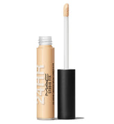 MAC Studio Fix 24-Hour Smooth Wear Liquid Concealer- Nc 25 - The Beauty League Pakistan