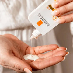 La Roche Posay- ANTHELIOS TINTED FLUID FACIAL SUNSCREEN SPF 50+ 50ml - The Beauty League Pakistan