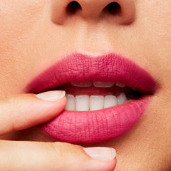 MAC- Retro matte lipstick- Flat out Fabulous