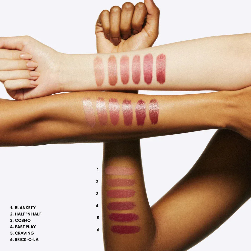 MAC- AMPLIFIED LIPSTICK- Cosmo - The Beauty League Pakistan