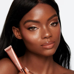 Charlotte Tilbury Beauty Highlighter Wand- Pinkgasm - The Beauty League Pakistan