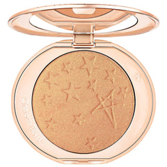 Charlotte Tilbury Glow Glide Face Architect Highlighter- Gilded Glow - The Beauty League Pakistan