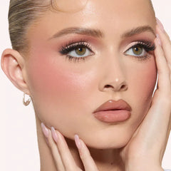 Huda Beauty- Blush Filter Blurring Blushlighters Palette- Toasty Peach - The Beauty League Pakistan