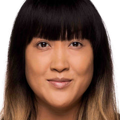 Kat Von D- Lock-It Foundation- Medium Warm 57