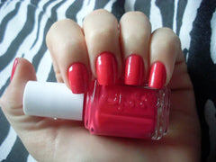 Essie- Wife Goes On - The Beauty League Pakistan