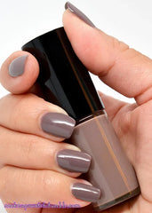 Giorgio Armani nail lacquer -104 Griege - The Beauty League Pakistan