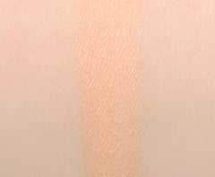 L'Oreal Riche Mono Eyeshadow - 107 Macaron Vanille