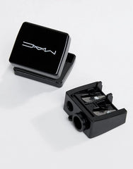 MAC-PENCIL SHARPENER / UNIVERSAL - The Beauty League Pakistan