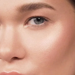 BECCA- Illuminateur Becca x Khloé Kardashian & Malika Haqq Glow Letters Sweethearts - The Beauty League Pakistan
