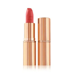 CHARLOTTE TILBURY – Hot Lips Lipstick – Hot Emily - The Beauty League Pakistan