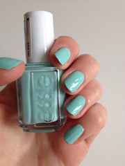 Essie- Blossom Dandy - The Beauty League Pakistan