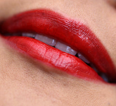 MAC Versicolour Varnish Cream Lip Stain - To The Extreme