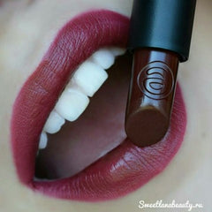 Essence-Ultra Last Instant Colour Lipstick Burgundy Spirit-15 TESTER