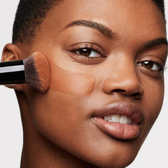 Smashbox- Studio Skin 24H Full Coverage Foundation 2.35 Light-Medium, Warm & Peachy - The Beauty League Pakistan