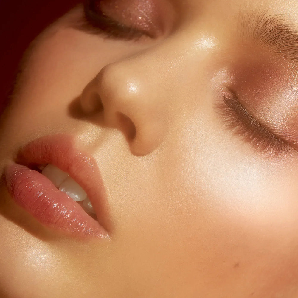 Elf- Halo Glow Liquid Filter- 2 Fair/Light - The Beauty League Pakistan
