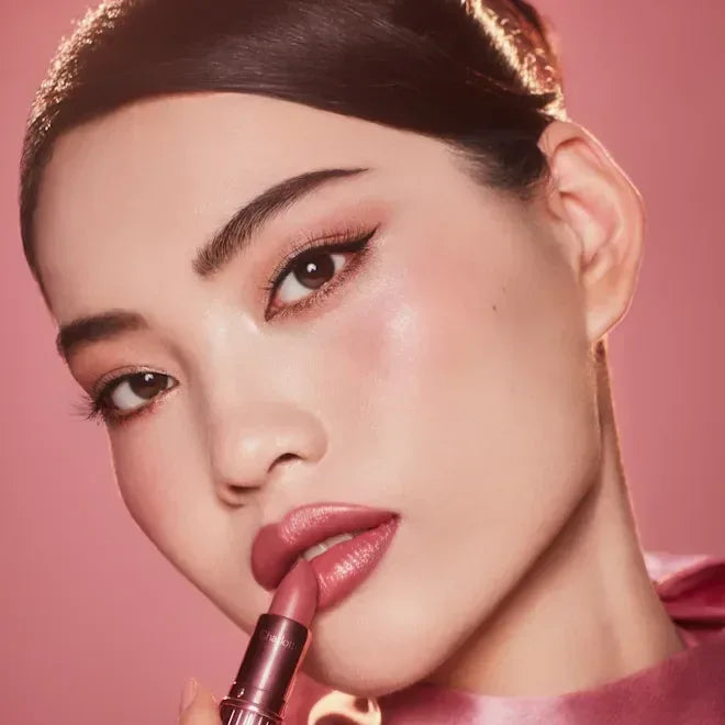 Charlotte Tilbury - K.I.S.S.I.N.G Lipstick - ROSE TO FAME - The Beauty League Pakistan