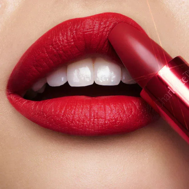 Charlotte Tilbury-HOLLYWOOD BEAUTY ICON LIPSTICK MATTE REVOLUTION - PIZZAZ - The Beauty League Pakistan