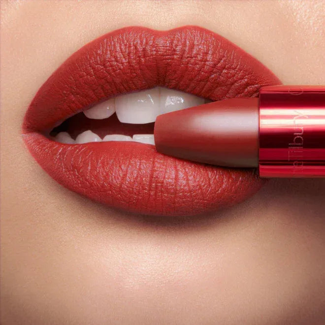 Charlotte Tilbury-HOLLYWOOD BEAUTY ICON LIPSTICK MATTE REVOLUTION - MARK OF A KISS - The Beauty League Pakistan