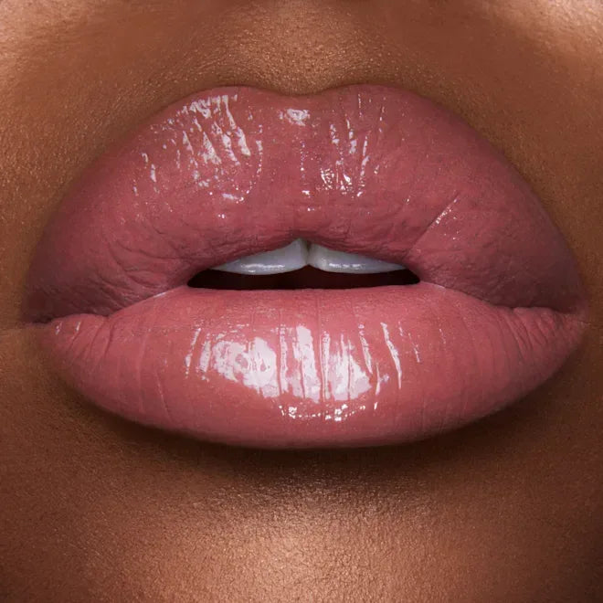Charlotte Tilbury - K.I.S.S.I.N.G Lipstick - ROSE TO FAME - The Beauty League Pakistan