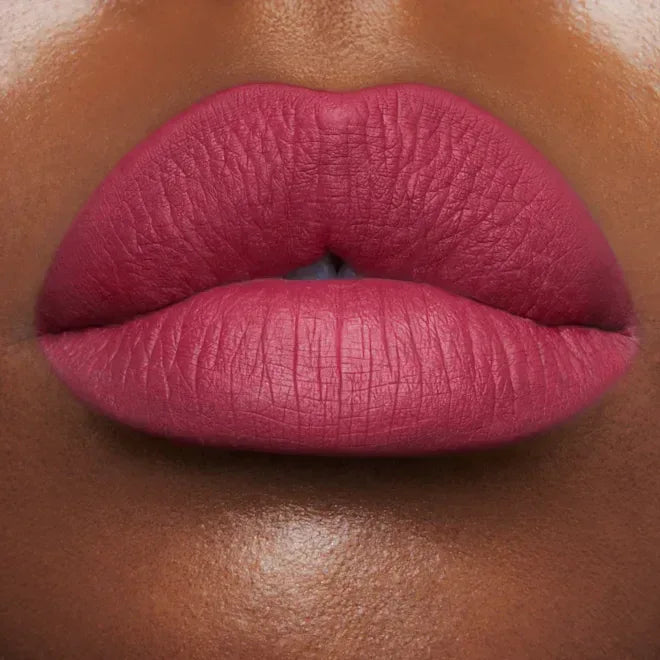 Charlotte Tilbury- Lip Cheat- The Queen - The Beauty League Pakistan