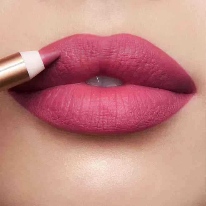 Charlotte Tilbury- Lip Cheat- The Queen - The Beauty League Pakistan