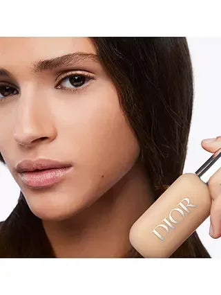 Christian Dior- DIOR Backstage Face & Body Foundation, 0CR - The Beauty League Pakistan