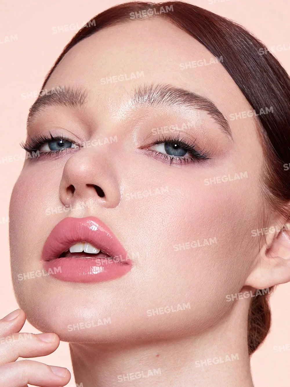 Sheglam- POUT PILLOW CUSHION LIP GLOSS-SWEET DREAMZ - The Beauty League Pakistan