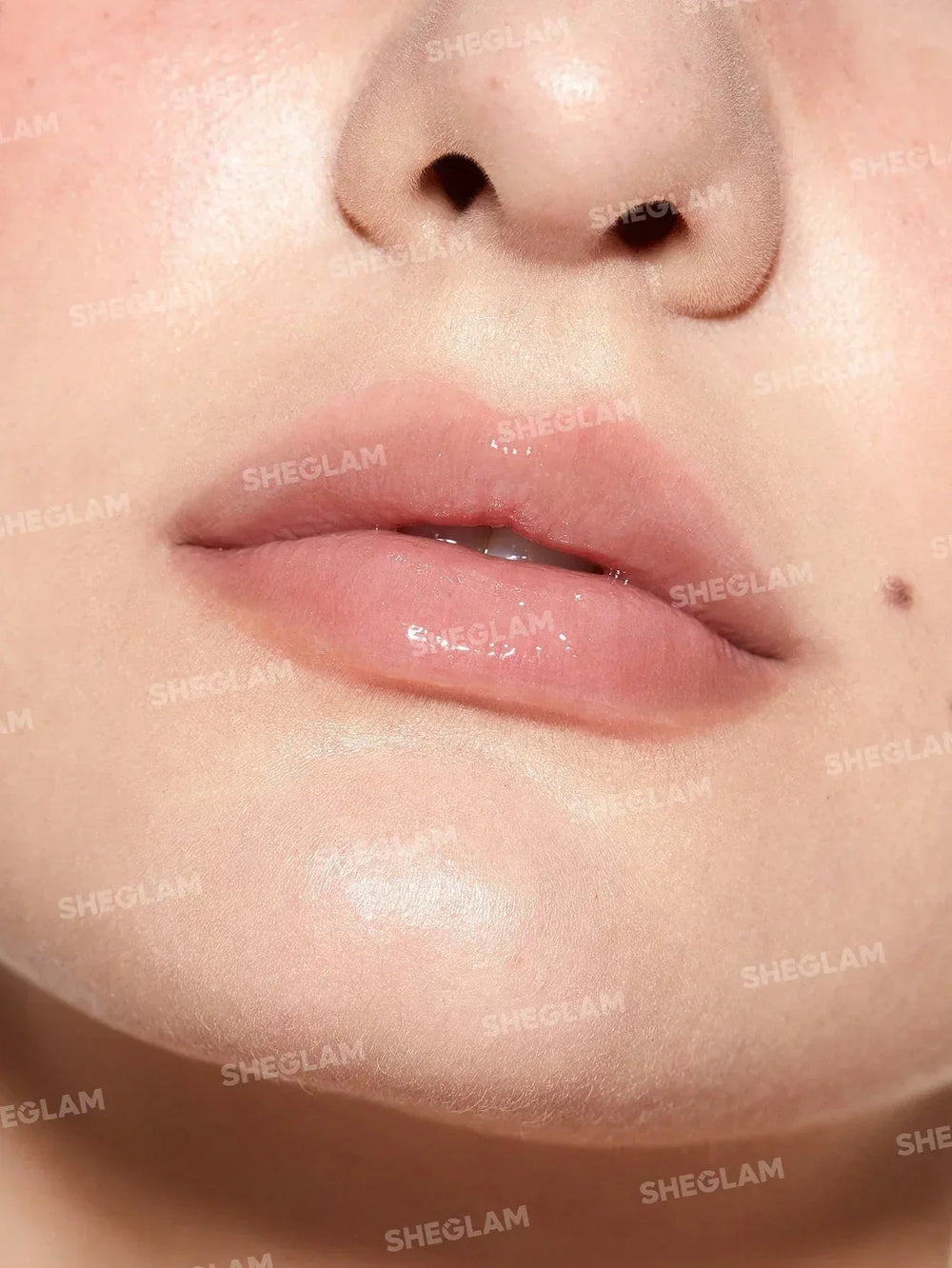 Sheglam- JELLY WOW HYDRATING LIP OIL-GREEN APPLE ENVY - The Beauty League Pakistan
