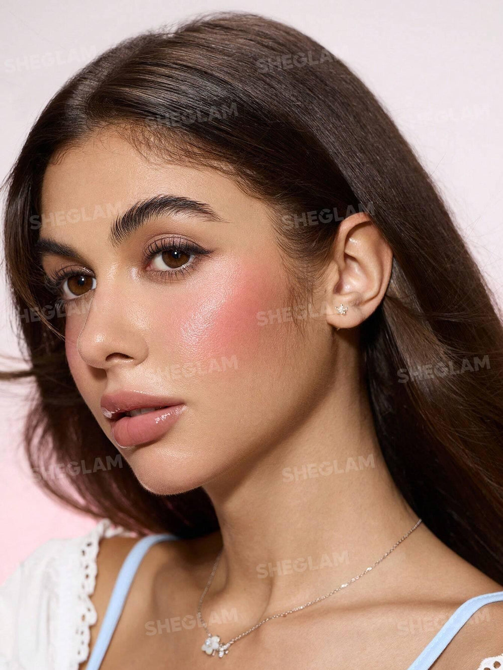 Sheglam- Glass Glow Blush Stick-Stunner - The Beauty League Pakistan