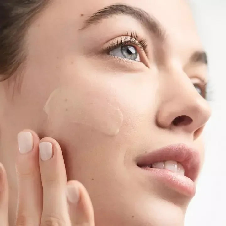 Clinique- Skin School Supplies: Cleanser Refresher Course Set - Dry Combination - The Beauty League Pakistan