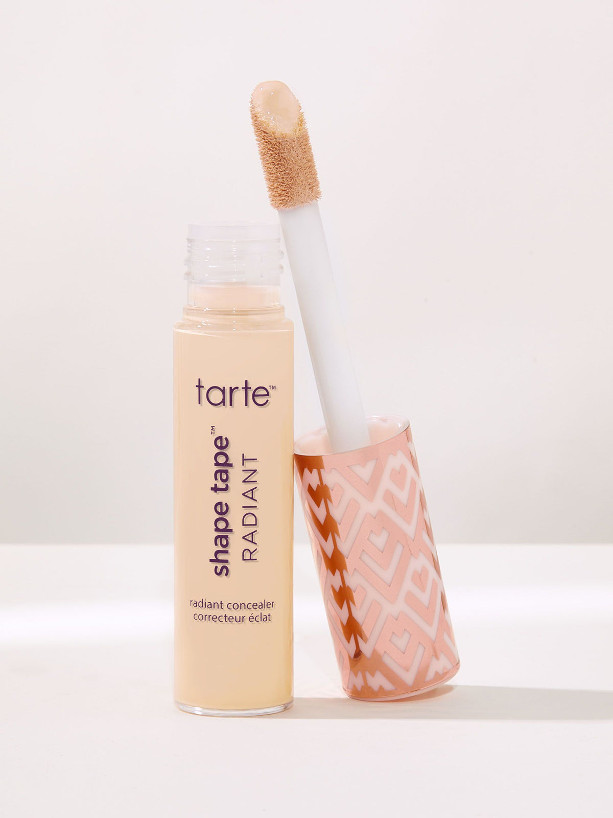 Tarte- shape tape™ radiant medium coverage concealer- 12N Fair Neutral