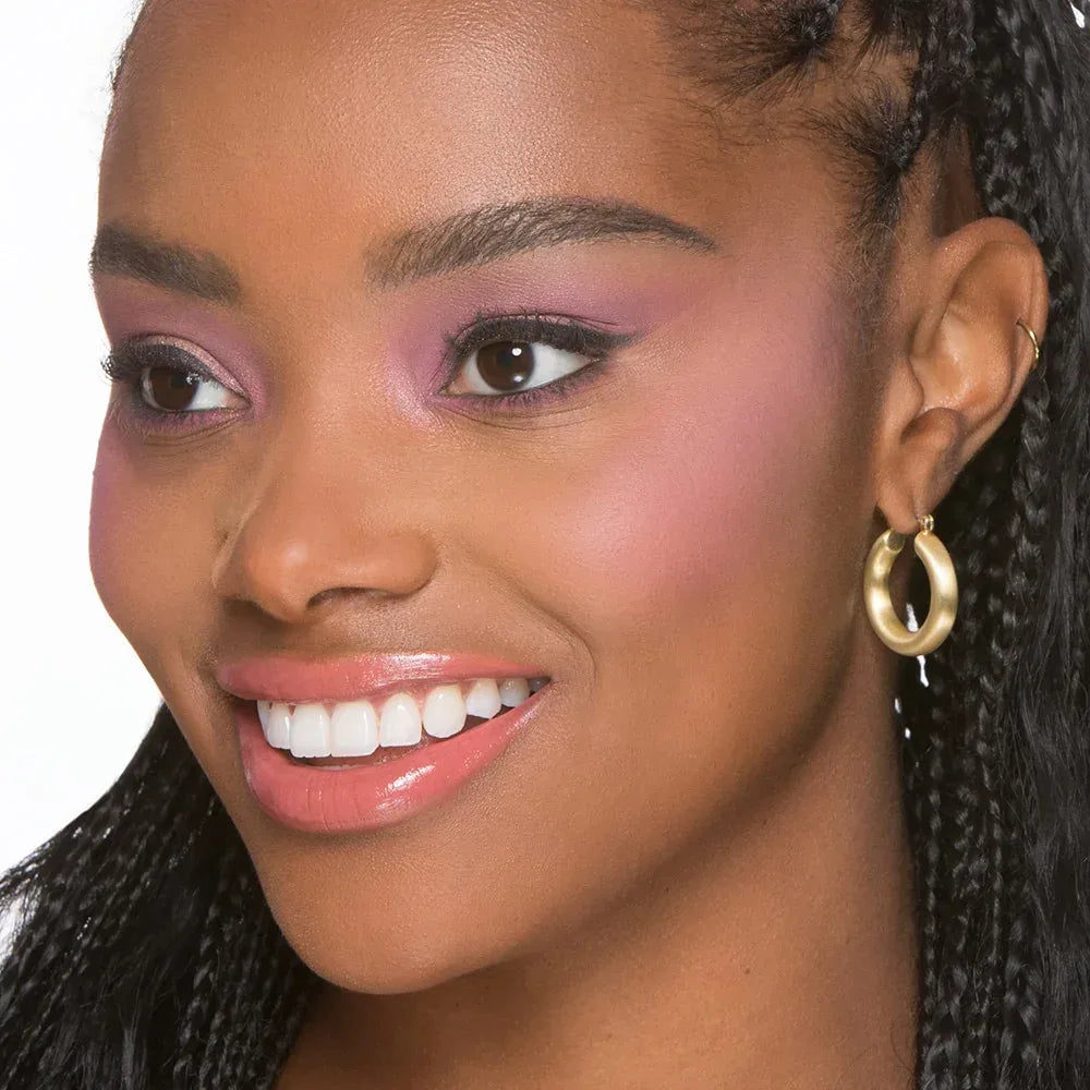 Too Faced Cloud Crush Blurring Blush- Candy Cloud - The Beauty League Pakistan