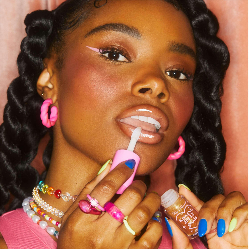 Too Faced Kissing Jelly Hydrating Lip Oil Gloss- Sweet Cotton Candy - The Beauty League Pakistan