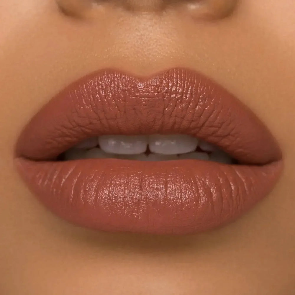 Natasha Denona- I Need A Nude Lipstick- 34NP Yana - The Beauty League Pakistan