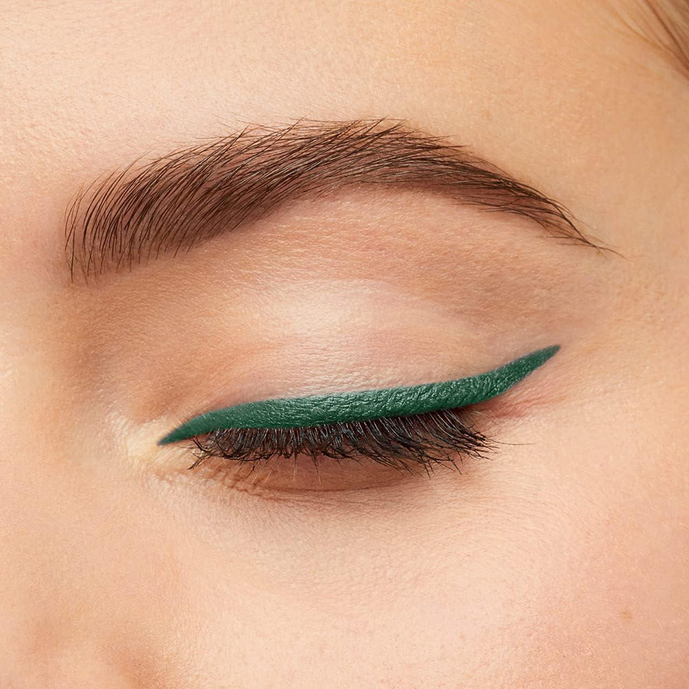 Bourjois Contour Clubbing Waterproof Pencil & Liner, 50 Loving Green - The Beauty League Pakistan