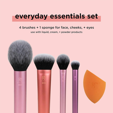 Real Techniques- Everyday Essentials Makeup Brush Set with Bonus Miracle Complexion Sponge