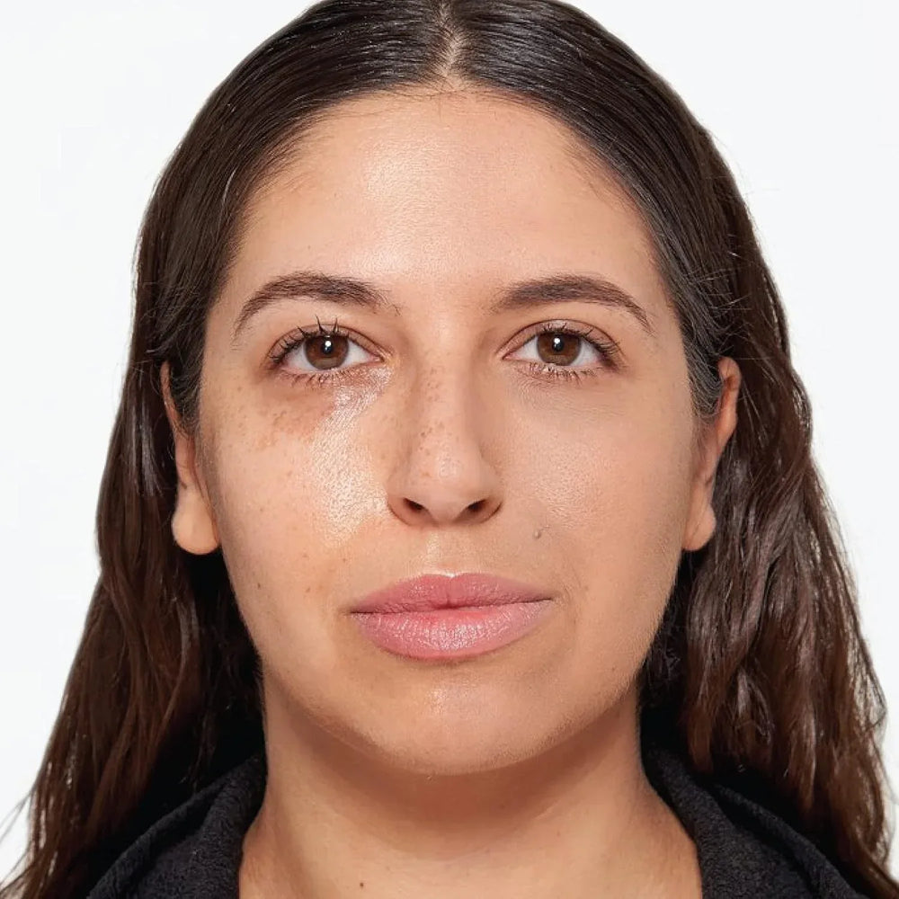 L'Oreal Paris- Infallible Fresh Wear Foundation In A Powder 24H Wear 300 Amber - The Beauty League Pakistan