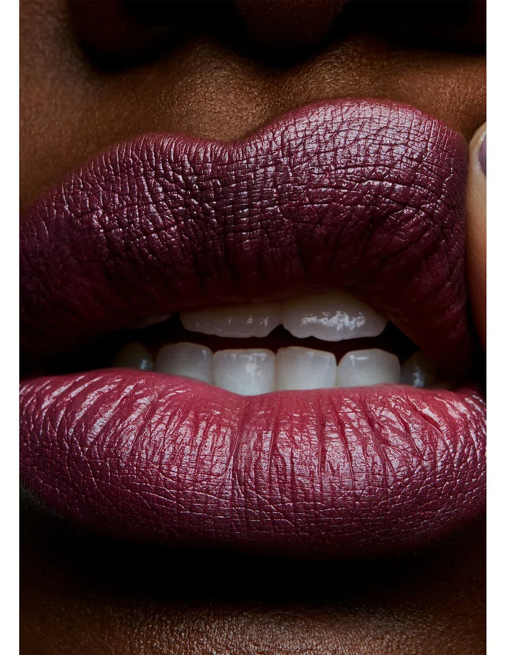 MAC Mini Mac Lipstick- Captive - The Beauty League Pakistan