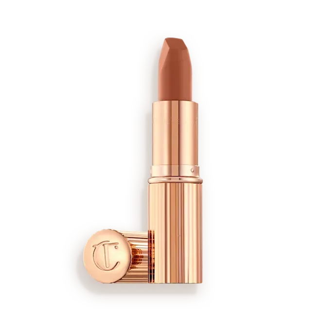 Charlotte Tilbury- The Super Nudes Matte Revolution- Catwalking - The Beauty League Pakistan